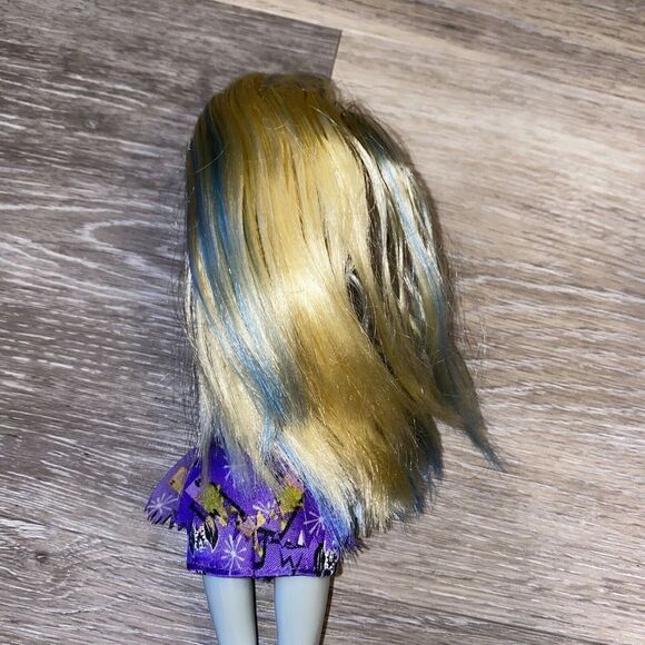 Monster High Lagoona Blue Student Disembody Council Doll - Picture 6 of 9